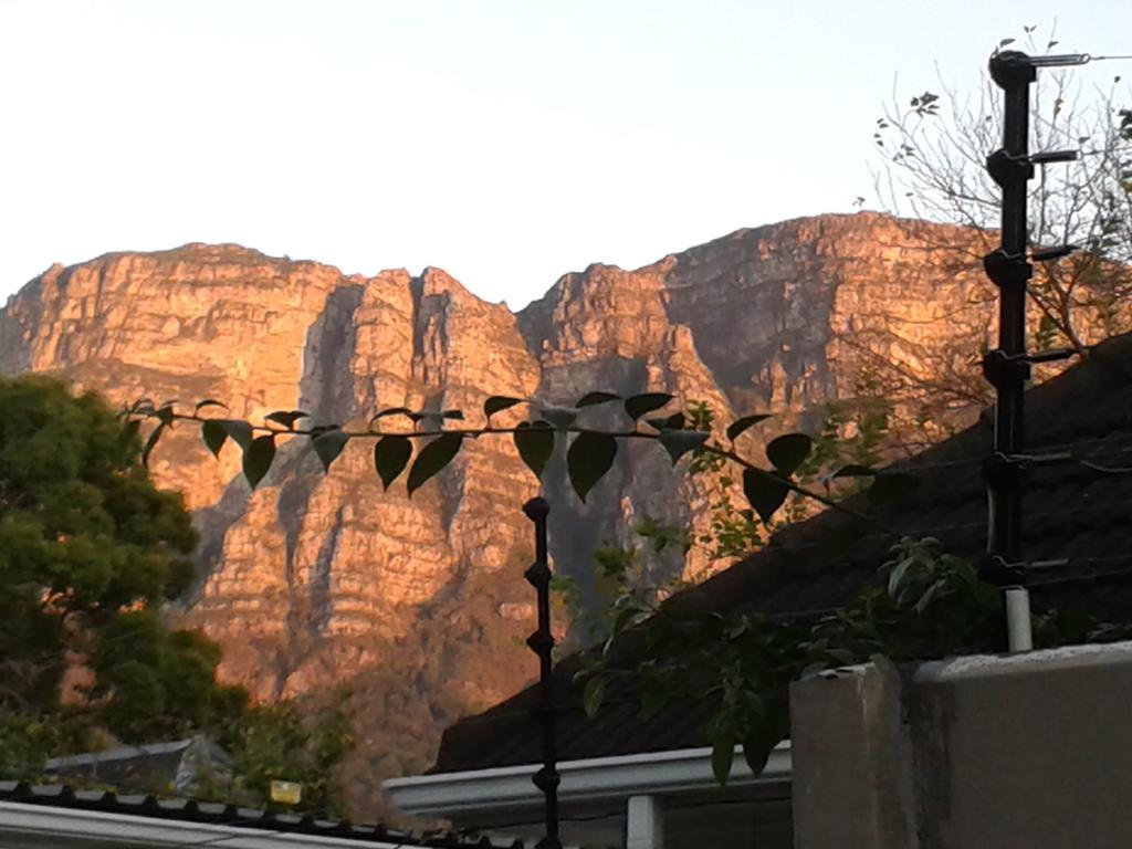 Glenhaven Guesthouse Kapstadt Exterior foto